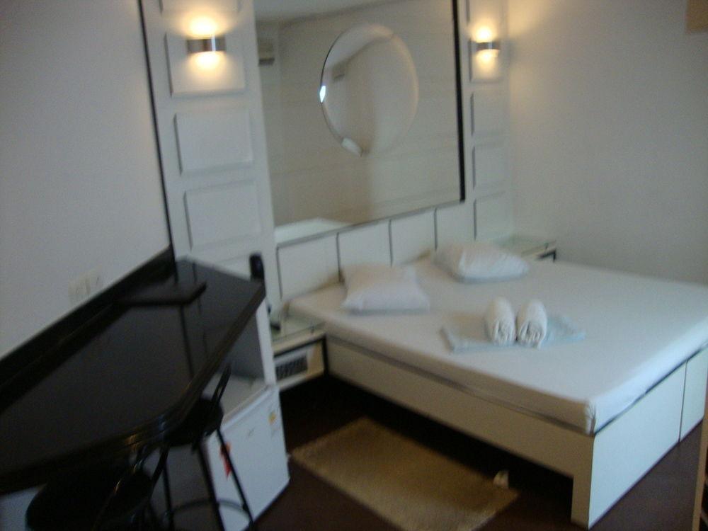 Hotel Calandre 3*